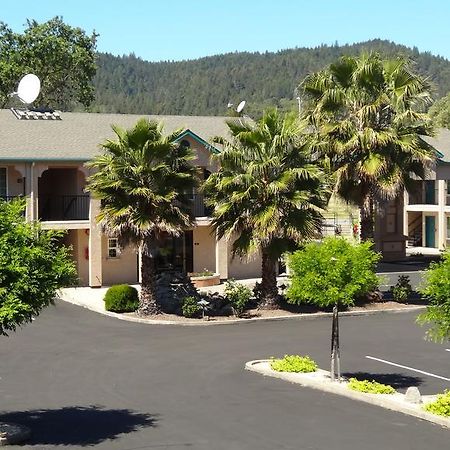 Cloverdale Wine Country Inn & Suites Exteriér fotografie