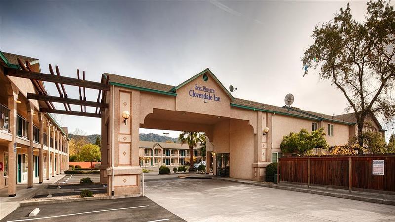 Cloverdale Wine Country Inn & Suites Exteriér fotografie